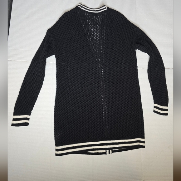 American Eagle Knit Button Up Cardigan - Picture 3 of 3